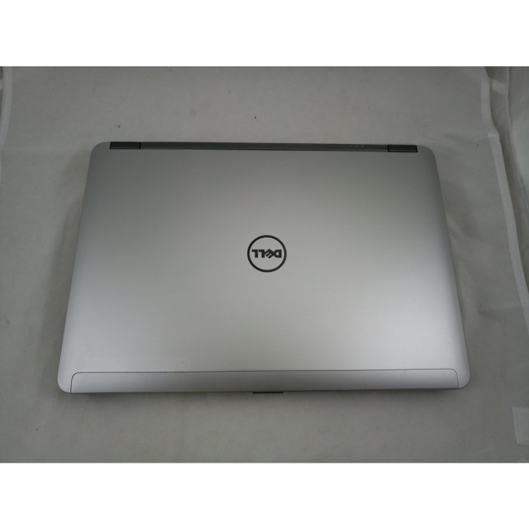 Refurbished Dell Latitude E6440 Core i5 4310M 6GB 320GB DVD-RW 14 Inch Window 10 Laptop in Grey/Silver 