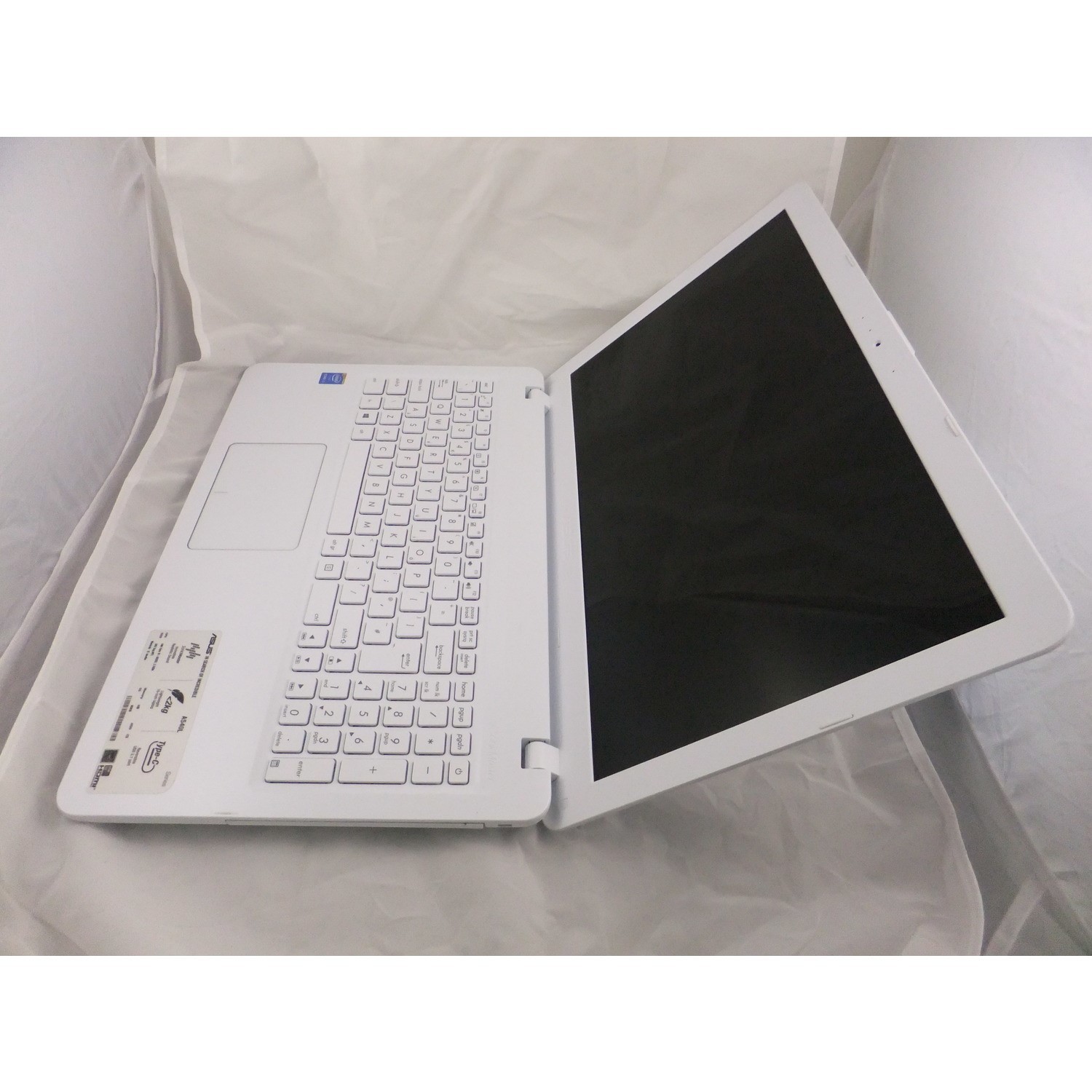 PC Portable ASUS R540L – 15,6" I3 8Go RAM – SSD 256Go + DD 1To – Windows 10