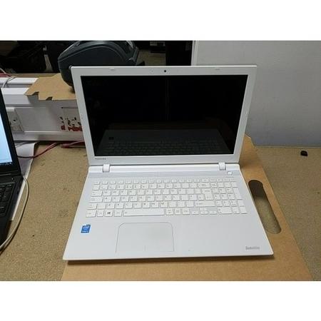 Refurbished Toshiba Satellite L50-C Core i5-5200U 8GB 1TB 14 Inch Windows 10 Laptop