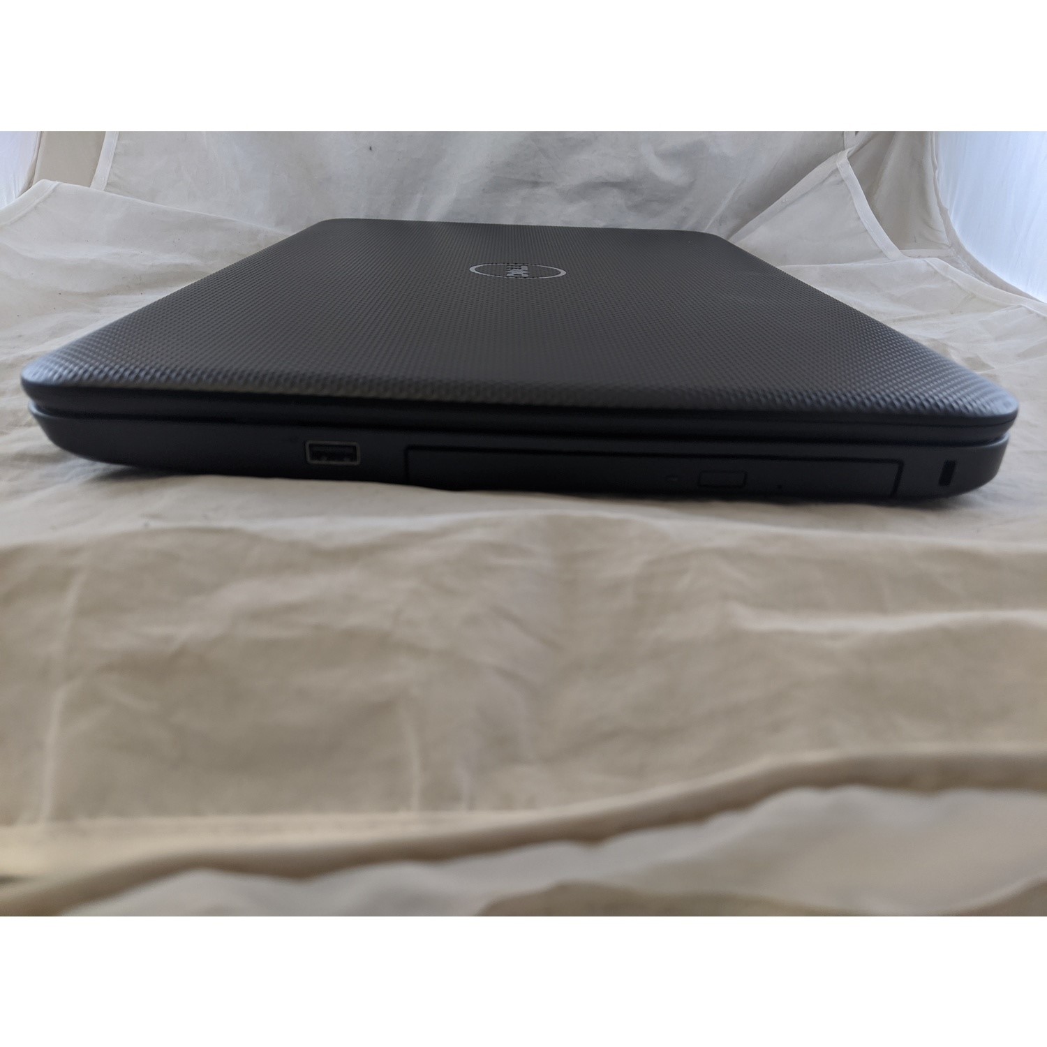 Refurbished Dell Inspiron 3542 Intel Pentium 3558U 4GB 500GB DVDRW 15.6 Inch Windows 10 Laptop