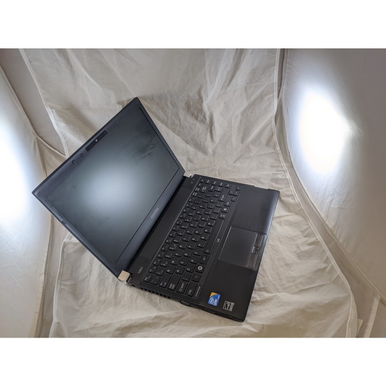 Refurbished Toshiba PORTEGE R700 Core i3 M350 6GB 320GB 13.3 Inch Windows 10 Laptop
