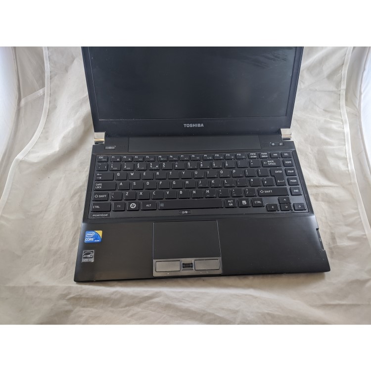 Refurbished Toshiba PORTEGE R700 Core i3 M350 6GB 320GB 13.3 Inch Windows 10 Laptop