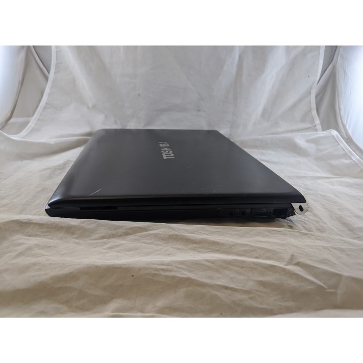 Refurbished Toshiba PORTEGE R700 Core i3 M350 6GB 320GB 13.3 Inch Windows 10 Laptop