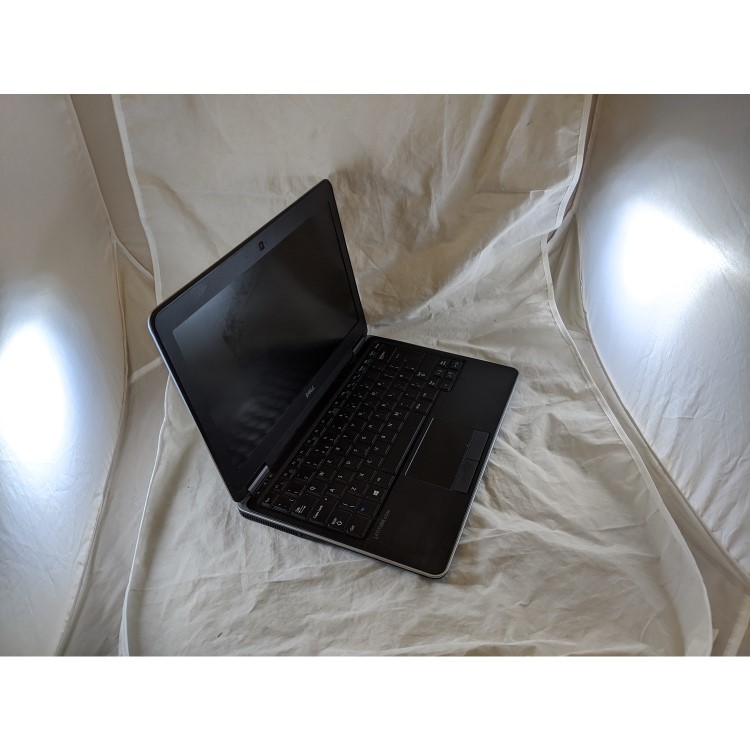Refurbished Dell Latitude E7240 Core i5 4300U 4GB 128GB 12.5 Inch Touch screen Windows 10 Laptop