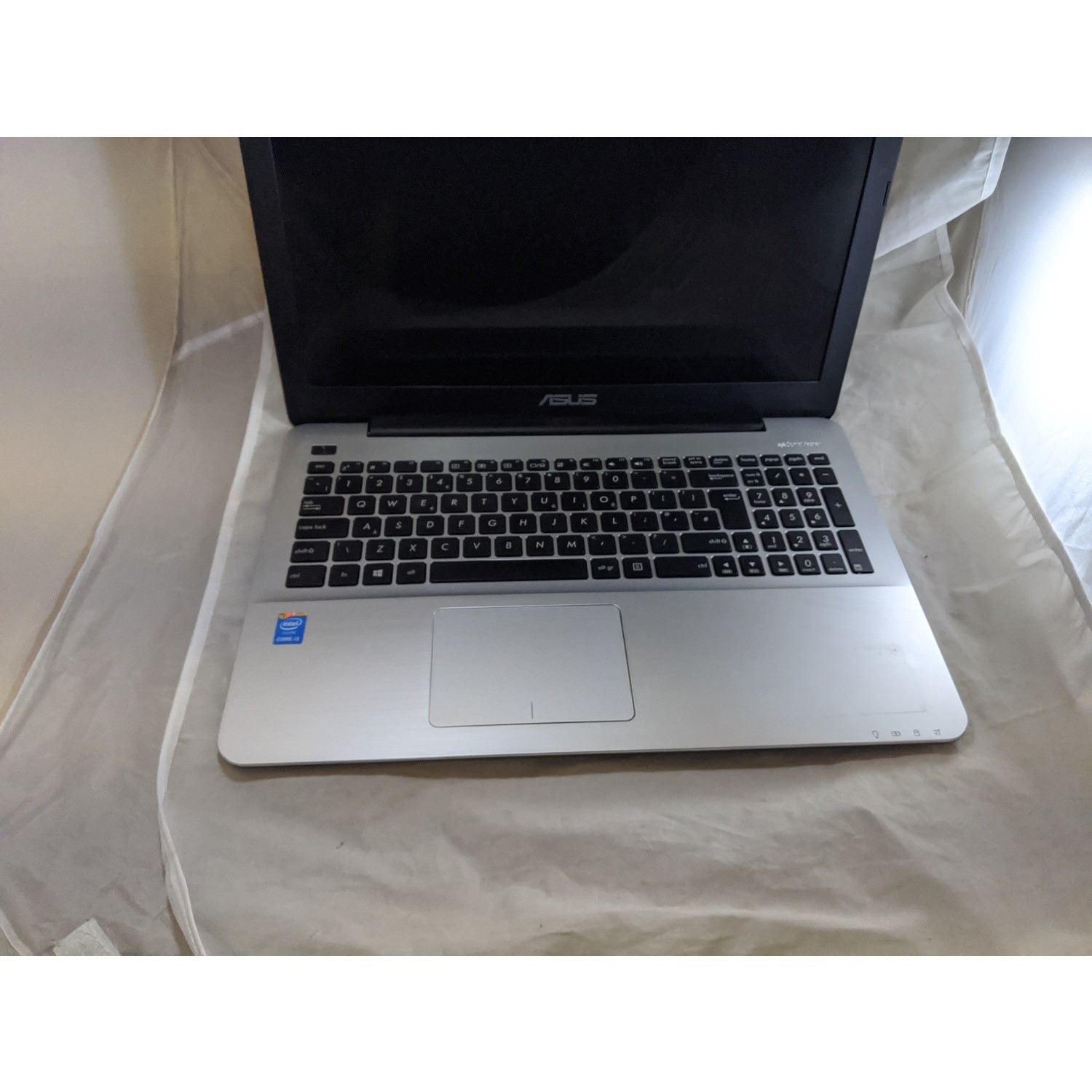 Refurbished Asus X555L Core i3 5005U 4GB 1TB DVD-RW 15.6 Inch