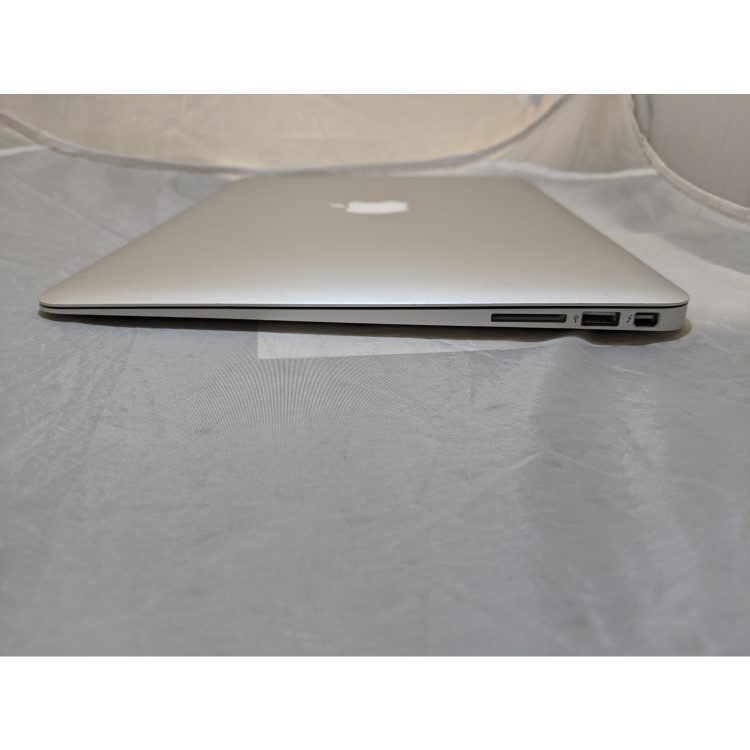 Refurbished Apple MacBook Air Core i5 5250U 4GB 128GB 13.3 Inch Laptop - 2015