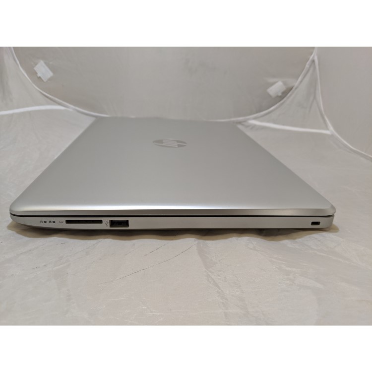 Refubished HP 15-BS0XX Core i3-7100U 2.40 GHz 4GB 1TB  15.6 Inch Windows 10 Laptop