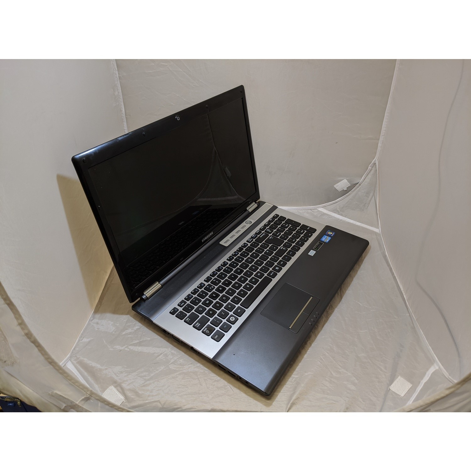 Refubished SAMSUNG Core i7-2670QM 2.20 GHz 8GB 1TB BD-ROM 17.3 Inch Windows 10 Laptop - Laptops Direct Refubished SAMSUNG Core i7-2670QM 2.20 GHz 8GB 1TB BD-ROM 17.3 Inch Windows 10 Laptop - Laptops Direct