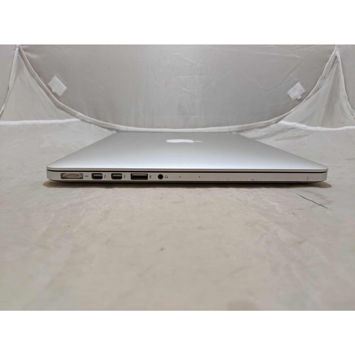 Macbook Pro 2015 8GB/128GB Core i5