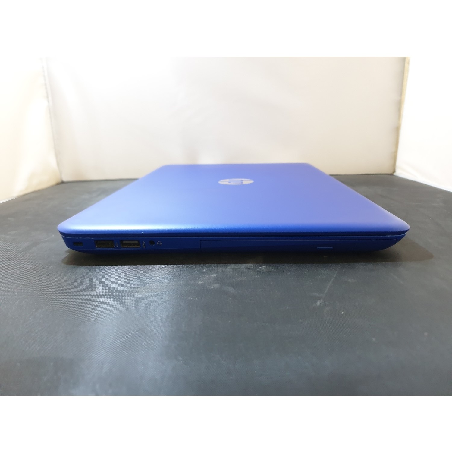 Refurbished HP Pavilion Notebook Core i5-7200U 8GB 1TB DVD/RW 15.6