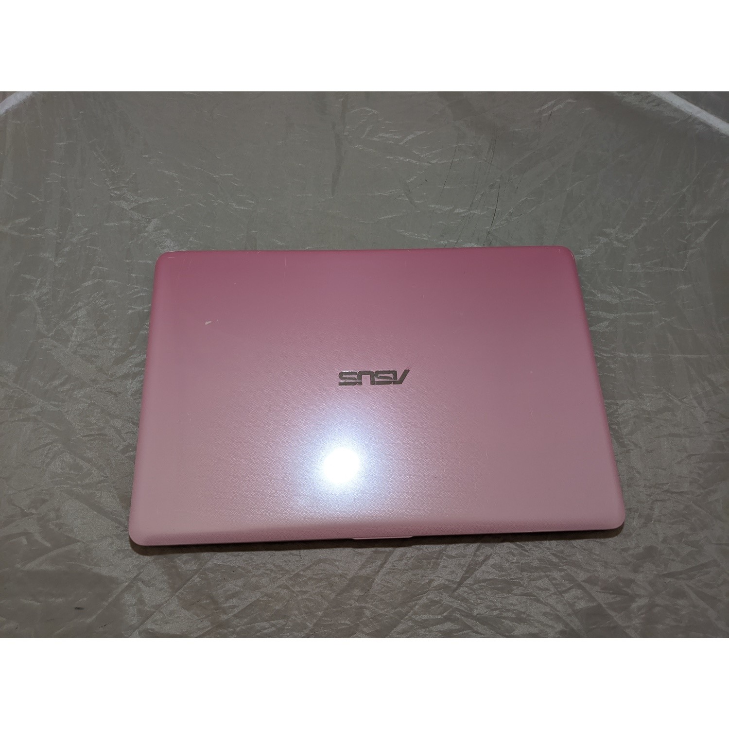 ASUS ノートPC vivobook E203N　ピンク ASUS E203NA｜Laptops For Home｜ASUS Global