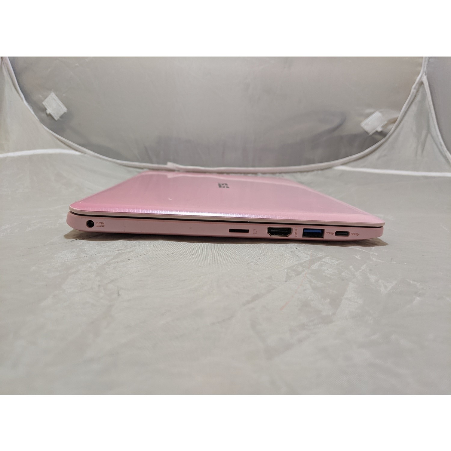 Refurbished Asus e203n Intel Celeron N3350 2GB 32GB 13.6