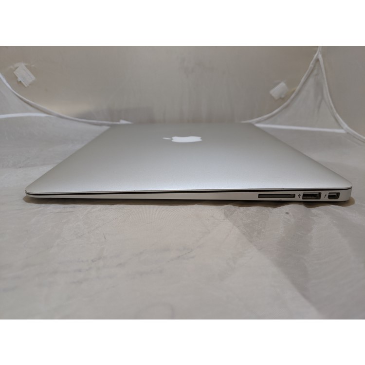 Refurbished Apple MacBook Air Core i5 5250U 4GB 128GB SSD 13.3 Inch Laptop - 2015
