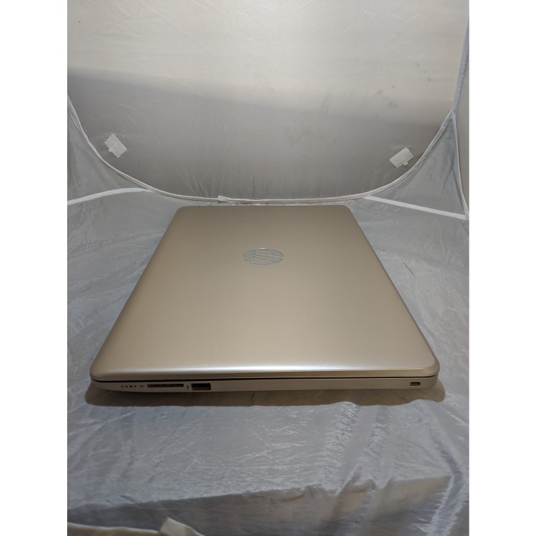 Refubished HP 15-BS0XX CORE I3-7100U 2.40 GHZ 4GB 1TB  15.6 Inch Windows 10 Laptop
