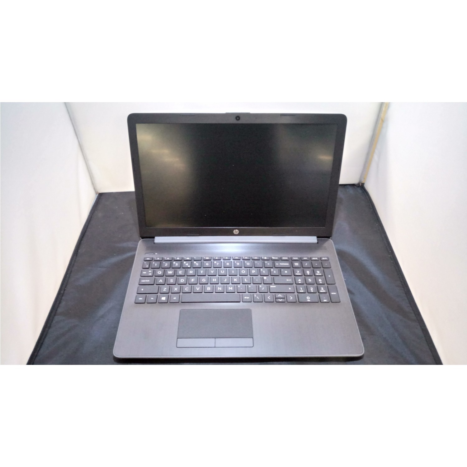 値下げ!　HP AMD A6-9225 15.6インチ　メモリ4G/HDD 1TB Windows10ノートパソコン 15-db 6MY38PA-AAAA　Hewlett-Packard HP(Cons) HP 15-db（15.6型/フルHD/A6-9225/メモリ4GB/HDD 1TB/Win10