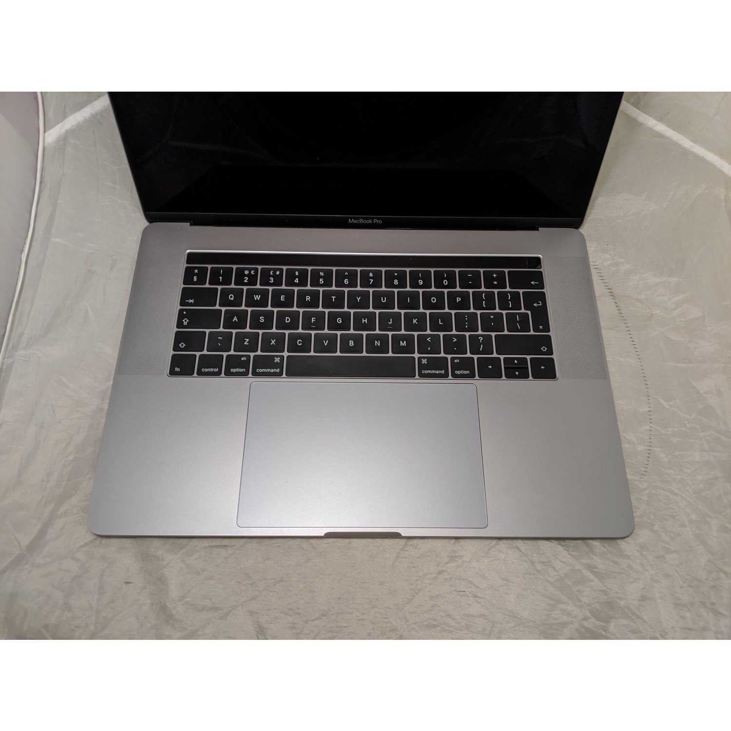 MacBook Pro 2016 (A1707)[Core i7(6920HQ)2.9Ghz/RAM:16GB/SSD:512GB