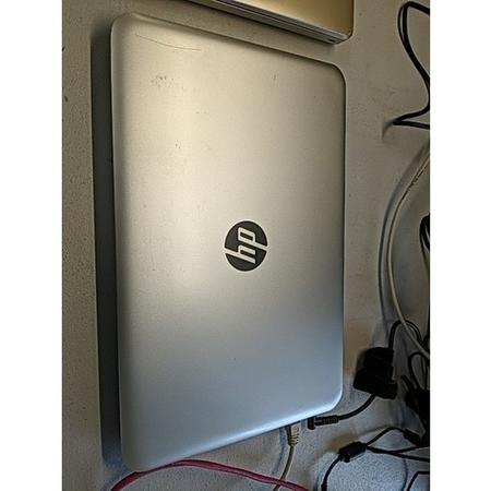 Refurbished HP Pavilion 13-B080SA Core i3-4030U 4GB 500GB 13.3 Inch Windows 10 Laptop