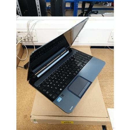 Refurbished Toshiba Satellite L955 Core i3-3227U 4GB 500GB 15.6 Inch Windows 10 Laptop
