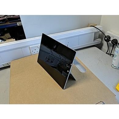 Refurbished Microsoft Surface Pro 3 Core i3-4020Y 4GB 64GB 12.3 Inch Windows 10 Laptop