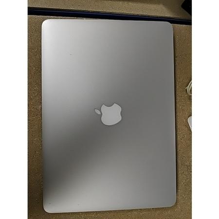 Refurbished Apple MacBook Air A1466 13" Aluminum i5 8GB 128GB SSD - 2017