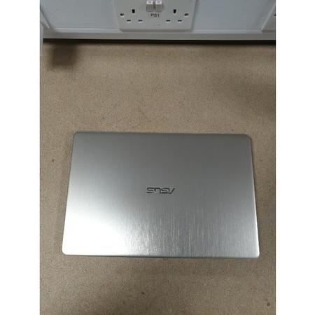 Refurbished ASUS X510UQ Core i7-7500U 8GB 256GB 15.6 Inch Windows 10 Laptop