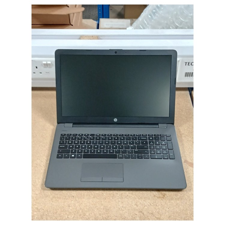 Refurbished HP 255 G6 AMD A6-9220 4GB RAM 1TB HDD 15.6 Inch Windows 10 Laptop