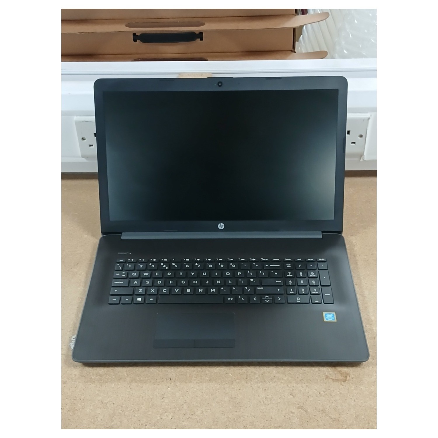 Refurbished HP 17-BY0XXX Intel Pentium 4417U 4GB 1TB 17.3 Inch