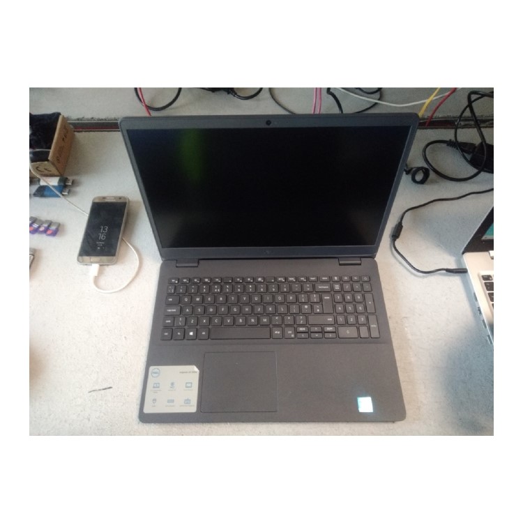 Refurbished Dell Inspiron 3501 Core i3-1115G4 8GB RAM 256GB SSD 15.6 Inch Windows 10 Laptop