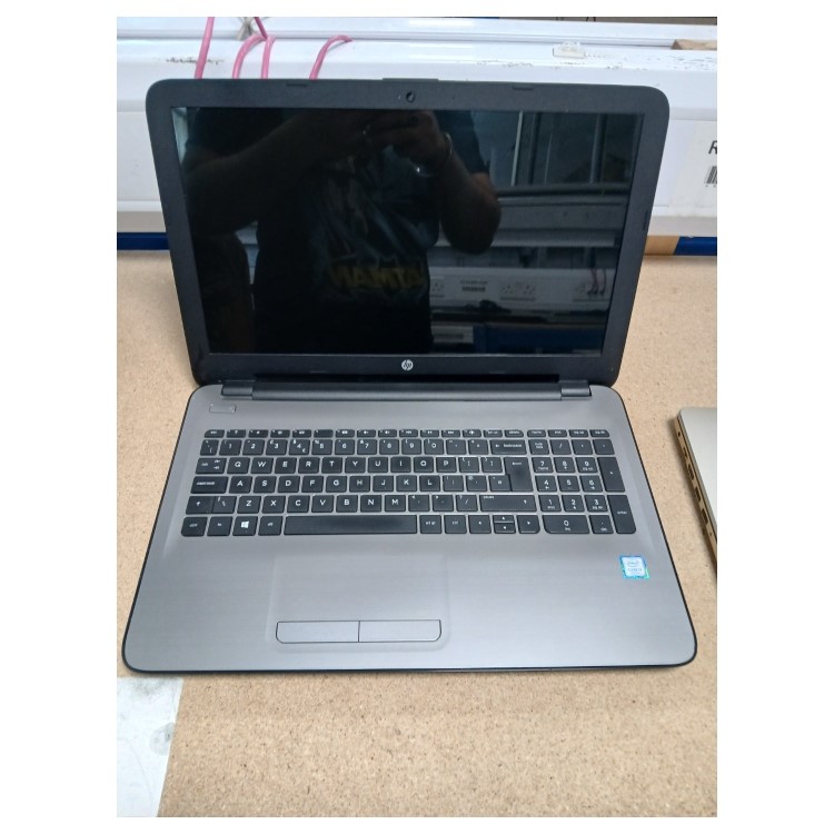 Refurbished HP 15-AY103NA Core i3-7100U 16GB RAM 2TB HDD 15.6 Inch Windows 10 Laptop