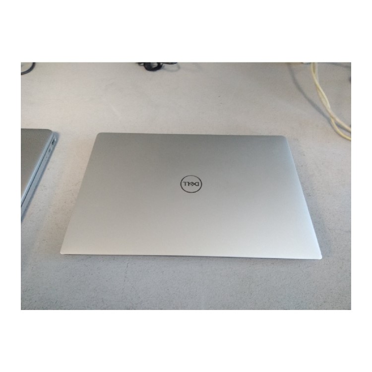 Refurbished Dell XPS 13 7390 Core i7-10710U 8GB RAM 512GB SSD 13.3 Inch Windows 10 Laptop