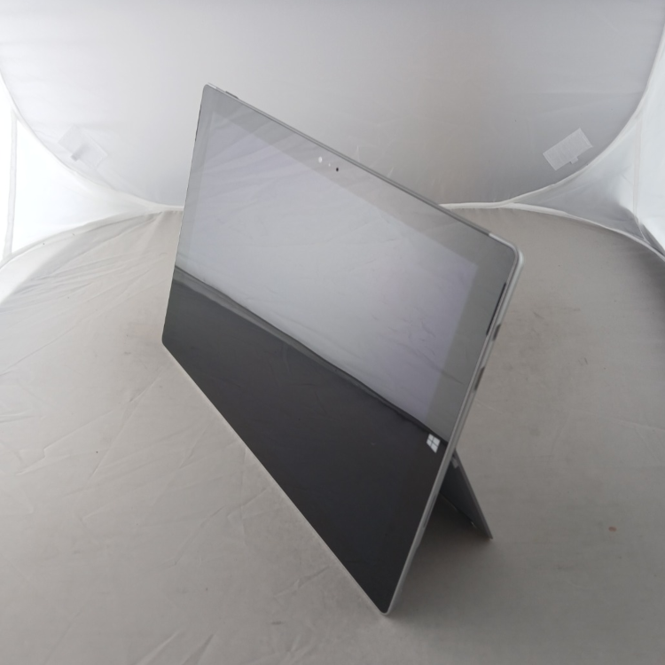 Refurbished Microsoft Surface Pro 3 Core i3-4020Y 4GB RAM 64GB SSD 12 Inch Windows 10 Laptop