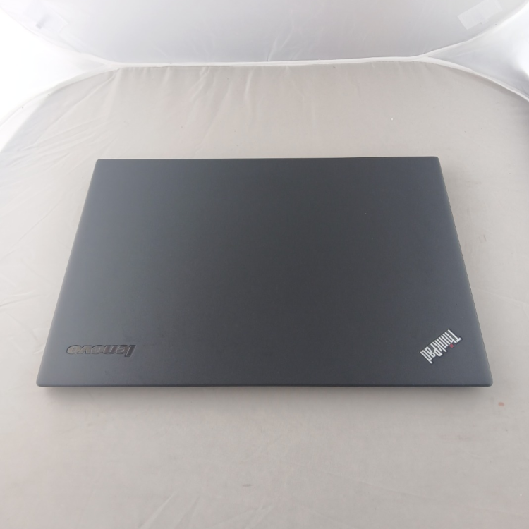 Refurbished Lenovo ThinkPad X1 Carbon 3rd Gen Core i3-5200U 4GB RAM 256GB SSD 14 Inch Windows 10 Laptop