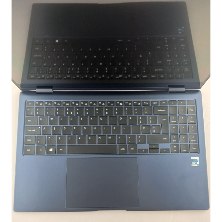 Refurbished Samsung 950QDB Core i7-1165G7 16GB RAM 512GB SSD 15.6 Inch Windows 11 Home Laptop