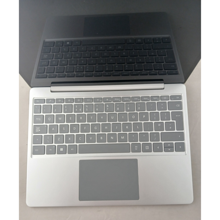 Refurbished Microsoft Surface Go 2 Core i5-1135G7  8GB RAM 128GB SSD 12.4 Inch Windows 11 Laptop
