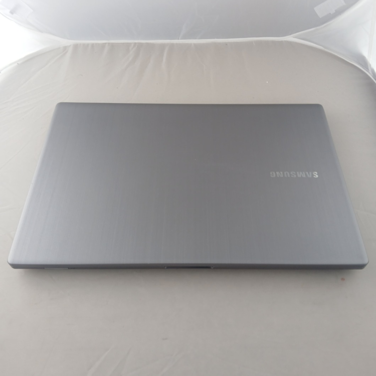 Refurbished Samsung 700Z3C/700Z5C Core i5-3210M 8GB RAM 1TB SSD 15.6 Inch Windows 10 Laptop