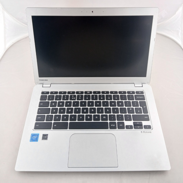 Refurbished Toshiba CB30-103 Intel Celeron N2840 2GB RAM 16GB SSD 13.3 Inch Chromebook