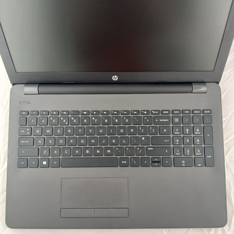 Refurbished HP 255 G6 AMD A6-9220 8GB RAM 1TB HDD 15.3 Inch Windows 11 Laptop