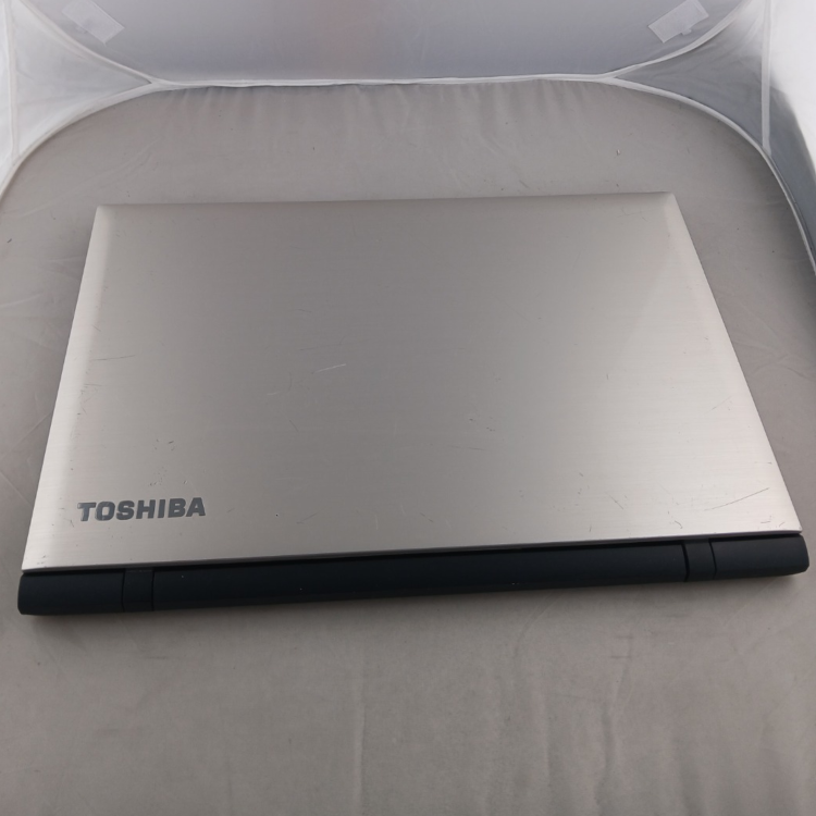 Refurbished Toshiba Satellite L70-C-12H Core i7-5500U 8GB RAM 1TB HDD 17.3 Inch Windows 11 Laptop