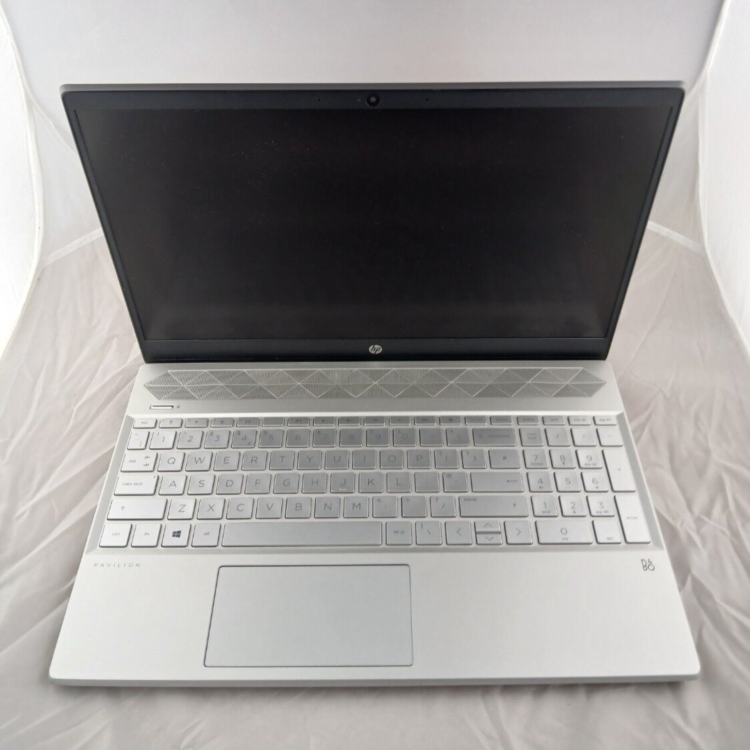 Refurbished HP Pavilion 15-CS3XXX Core i5-1035G1 8GB RAM 512GB SSD 15.3 Inch Windows 11 Home Laptop