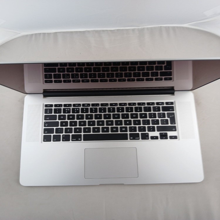 Refurbished Apple MacBook Pro 15 Inch Core i7 16GB RAM 256GB SSD 2015 macOS Monterey