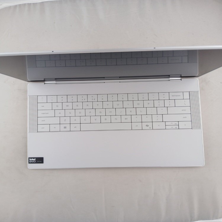 Refurbished Dell XPS 14 9440 Core Ultra 7 155H 16GB RAM 512GB SSD 14.5 Inch Windows 11 Home Laptop