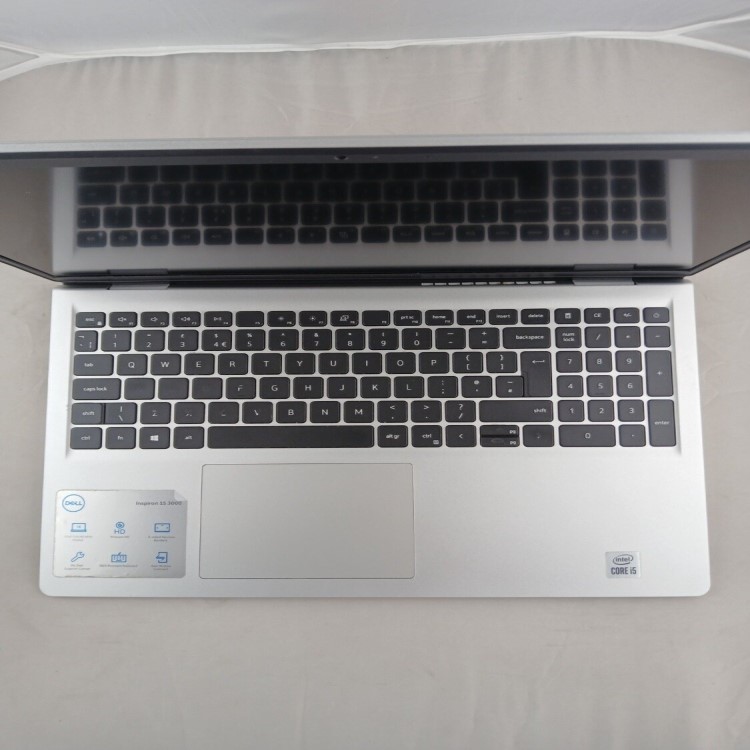Refurbished Dell Inspiron 15 3511 Core i5-1035G1 8GB RAM 256GB SSD 15.6 Inch Windows 11 Home Laptop