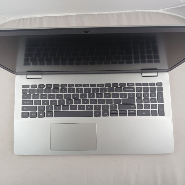 Refurbished Dell Inspiron 3501 Core i5-1135G7 8GB RAM 256GB SSD 15.6 Inch Windows 11 Home Laptop