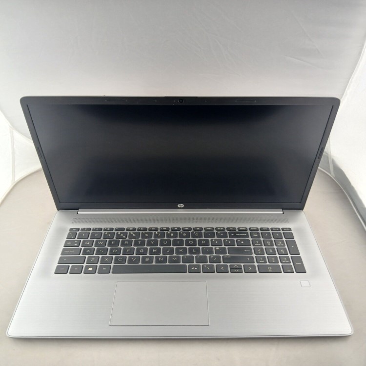 Refurbished HP 470 G8 Core i5-1135G7 8GB RAM 256GB SSD 17 Inch Windows 11 Home Laptop