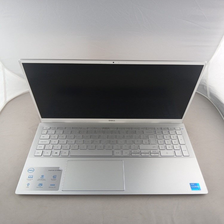 Refurbished Dell Inspiron 5502 Core i5-1135G7 8GB RAM 256GB SSD 15.6 Inch Windows 11 Home Laptop