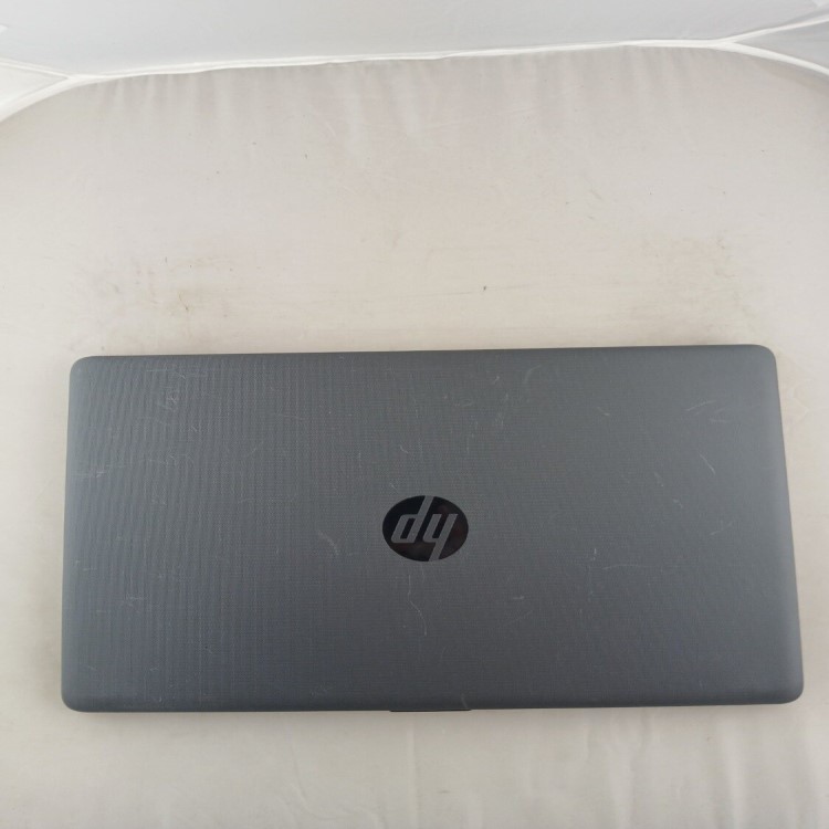 Refurbished HP 250 G7 Core i7-8565U 8GB RAM 256GB SSD 15.6 Inch Windows 11 Home Laptop