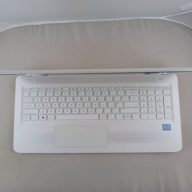 Refurbished HP Pavilion 15-au181sa Core i5-7200U 8GB RAM 1TB HDD 15.6 Inch Windows 11 Laptop