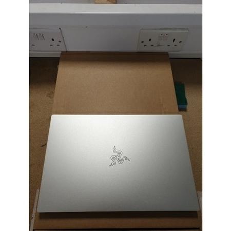 Refurbished Razer Blade 15 Studio Edition Core i7-9750H 32GB 1TB RTX 5000 15.6 Inch Windows 10 Gaming Laptop