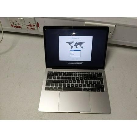 Refurbished Apple Macbook Pro 13.3" i5 8GB 128GB SSD - 2017