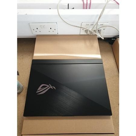 Refurbished ASUS Zephyrus S GX531GXR Core i7-9750H 16GB 1TB RTX 2080 15.6 Inch Windows 10 Gaming Laptop